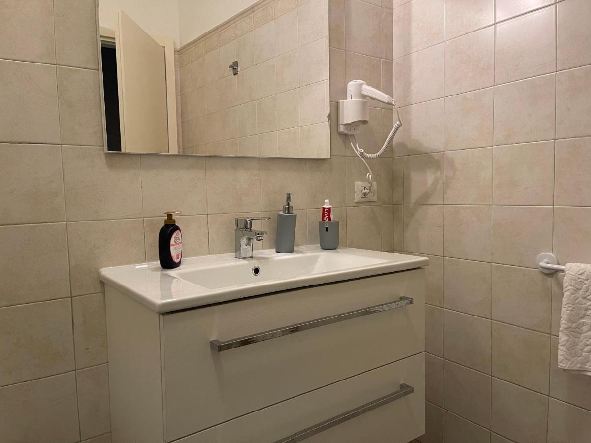 Modern & Nice Apartment Каприате Сан Джервазио Екстериор снимка